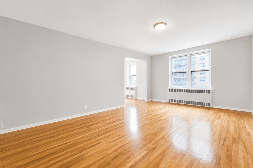 Building Photo - 500 Kappock St