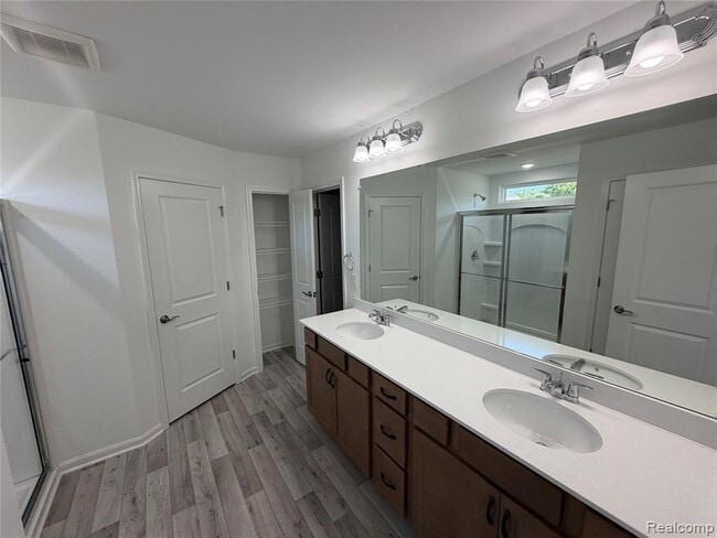 Building Photo - 22274 Hilda Ln