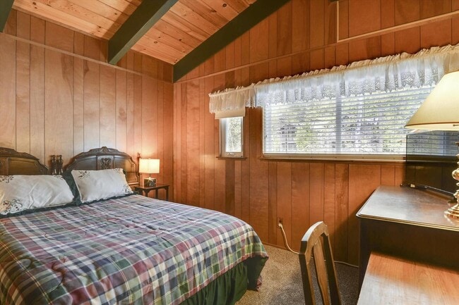 Building Photo - LEASE PENDING- Snow Flower, Tahoe City Ski...