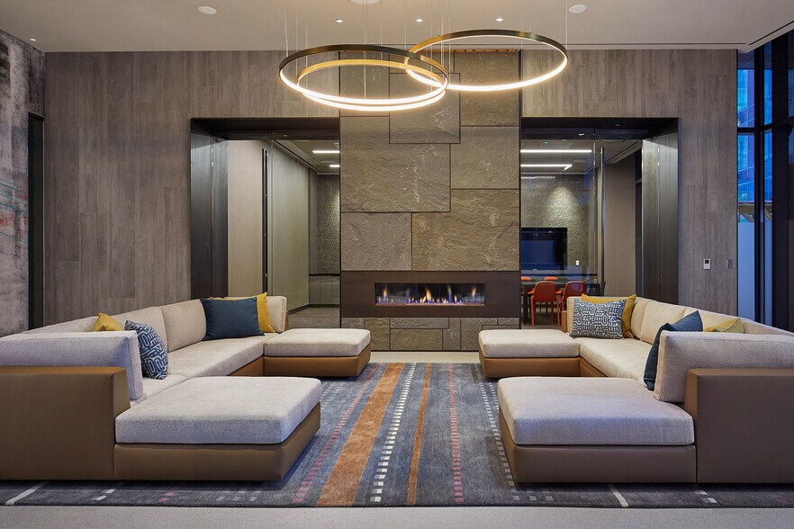 Building Photo - 949 1st St SE