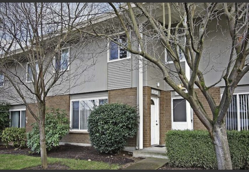 Building Photo - 5702 123rd Ave SE
