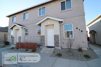 Building Photo - 838 Mission De Oro Dr