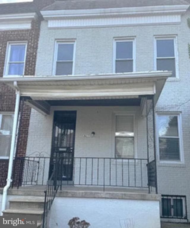 Building Photo - 3617 W Garrison Ave