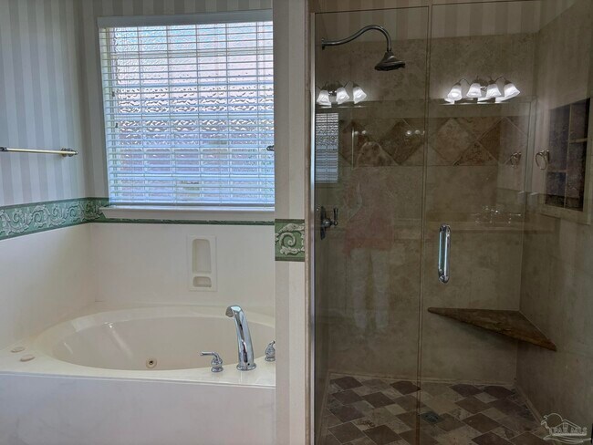 Building Photo - 4115 Oak Pointe Dr