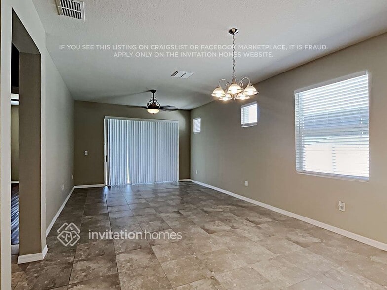 Building Photo - 5040 Suncatcher Dr