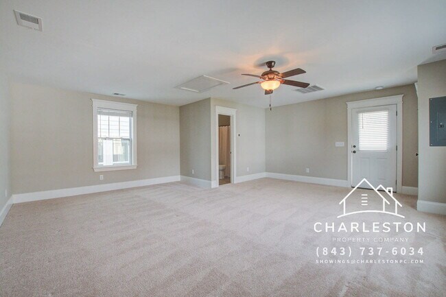 Building Photo - 1636 Juliana St