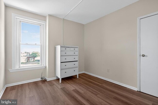 Building Photo - 59 Southard St