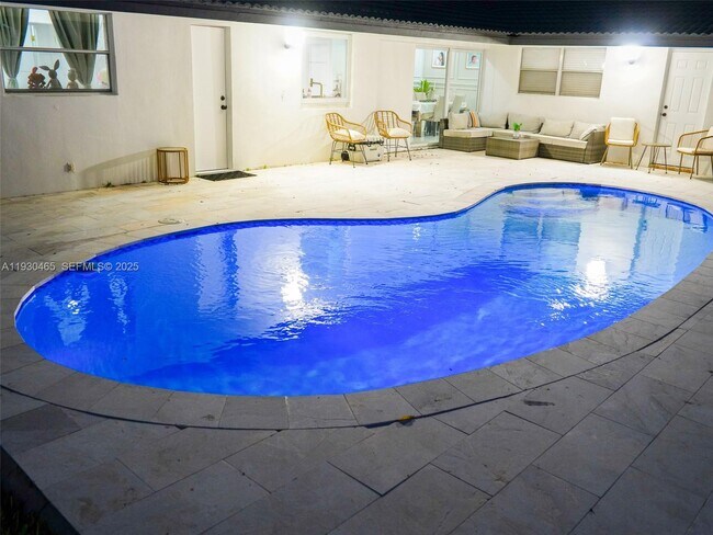 Building Photo - 7951 NW 37th Dr