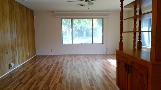 Building Photo - 1256 Luning St