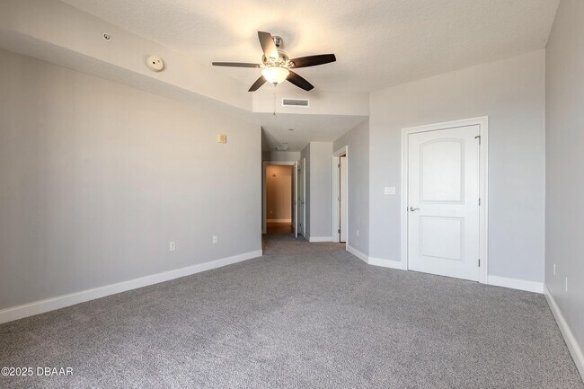 Building Photo - 3245 S Atlantic Ave