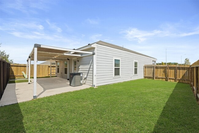 Building Photo - 11430 Amber Plns Dr
