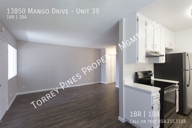 Building Photo - 13850 Mango Dr