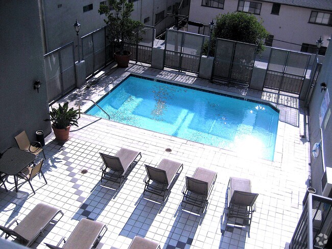 Pool Area - Graystone Manor Apartments