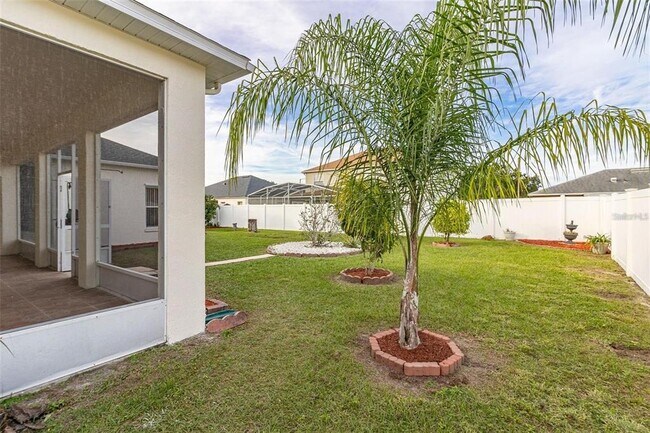 Building Photo - 411 Tamarind Parke Ln
