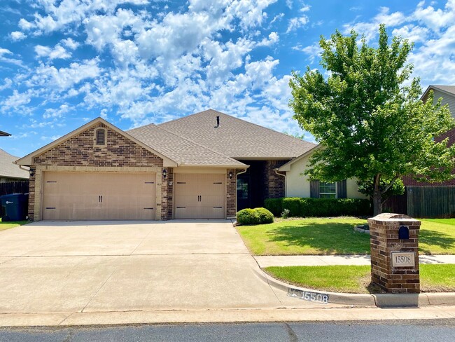 Primary Photo - 4 Bed, 2 Bath in Gated Edmond Neighborhood