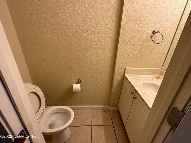 Building Photo - 6616 La Mirada Dr E