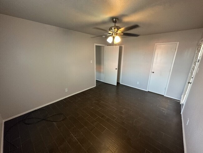 Building Photo - 6140 Vega Dr