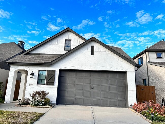 Primary Photo - 13110 Blue Flora Dr