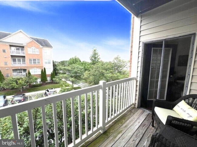 Building Photo - 8105 Hickory High Ct