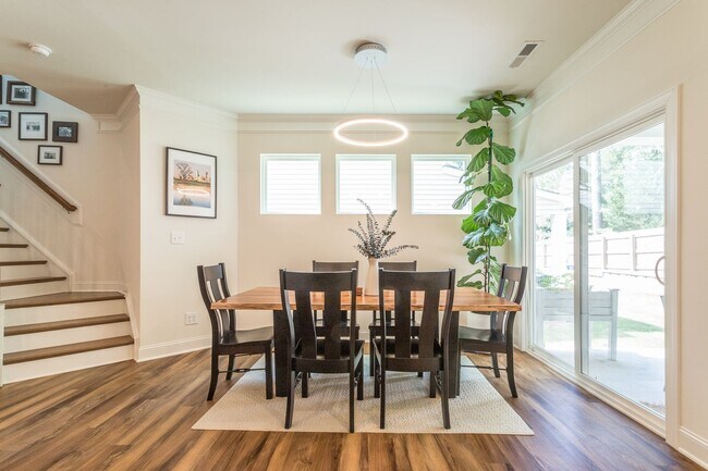 Building Photo - Spacious, Stylish & Move-In Ready! 3BR End Unit Townhome in Durham