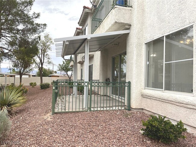 Building Photo - 6201 E Lake Mead Blvd
