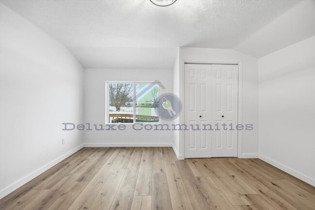 Building Photo - Stunning Fully Remodeled 3 Bed Home on a Huge Lot in Coopersville