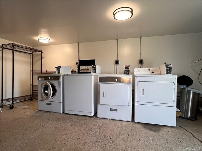 Building Photo - 5994 US-44