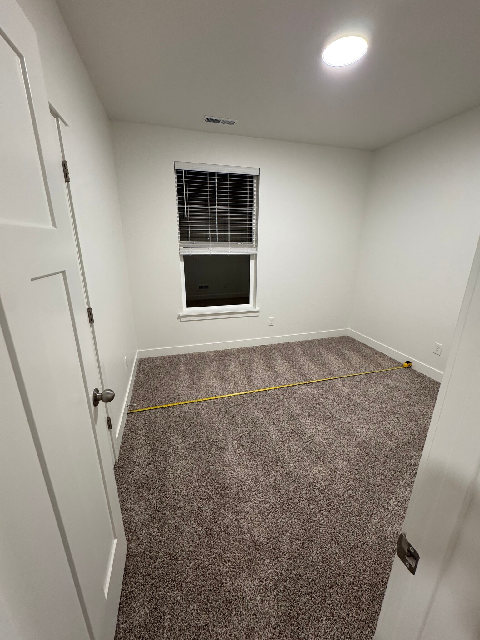 Room 1 - 874 N Hemsworth Way