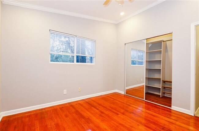 Building Photo - 1277 Goodwin Rd NE