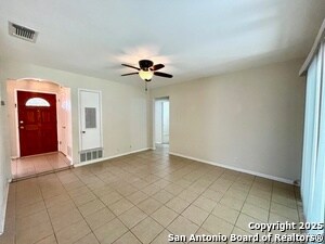 Building Photo - 6714 Strawflower St