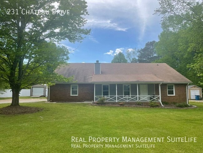 Building Photo - 231 Chateau Dr