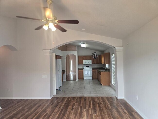 Building Photo - 31125 Hannigan Pl