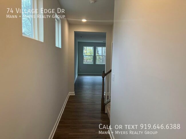 Building Photo - 74 Village Edge Dr