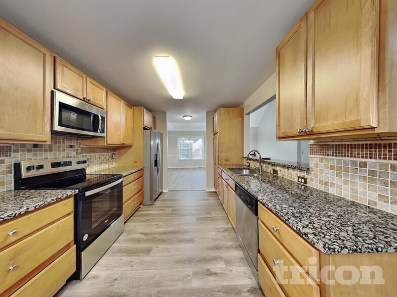 Building Photo - 4452 Lockett Trce