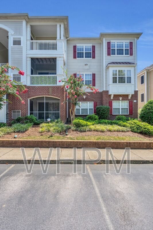 Building Photo - 4846 Bevendean Dr