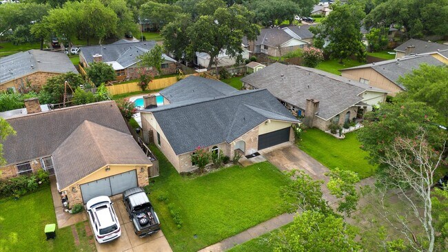 Building Photo - 15507 Sierra Valle Dr