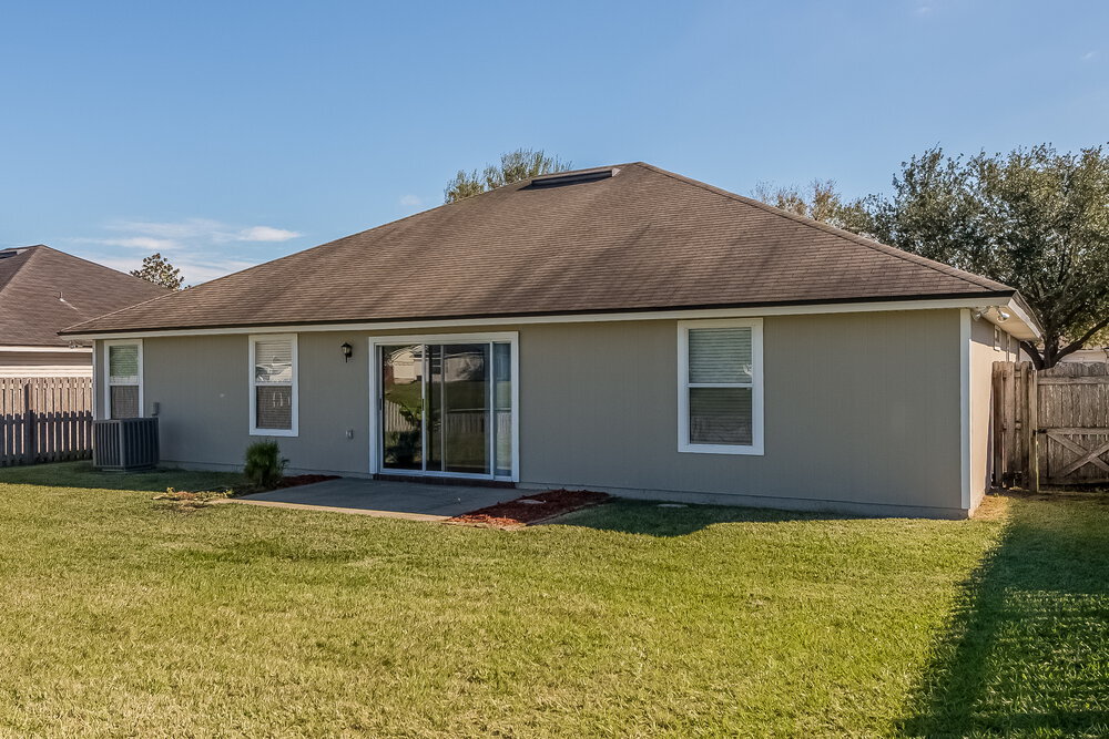 Building Photo - 9373 Prosperity Lake Dr