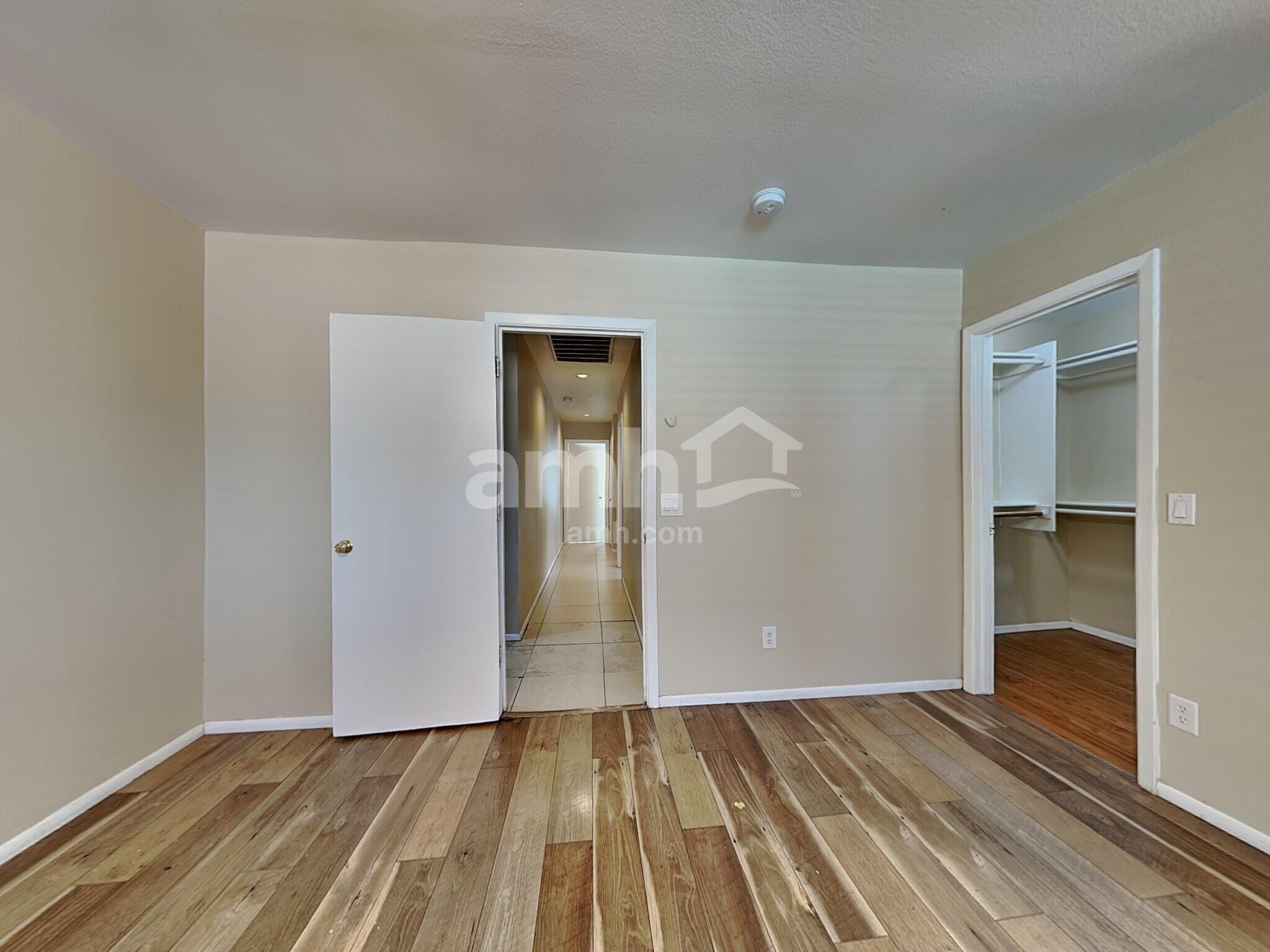 Building Photo - 8508 W Hazelwood St