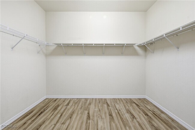 Building Photo - 14951 Reflection Key Cir