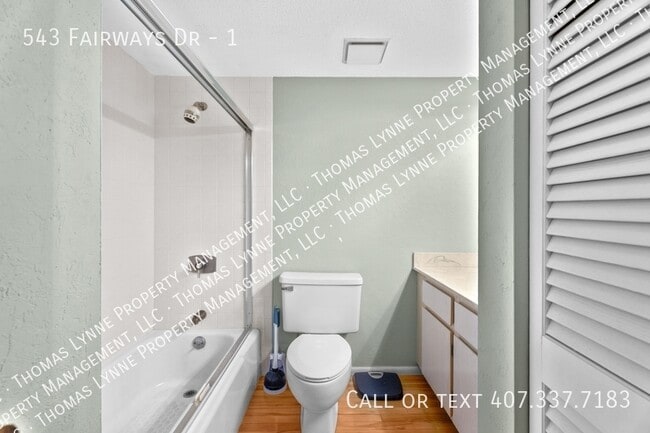 Building Photo - 543 Fairways Dr