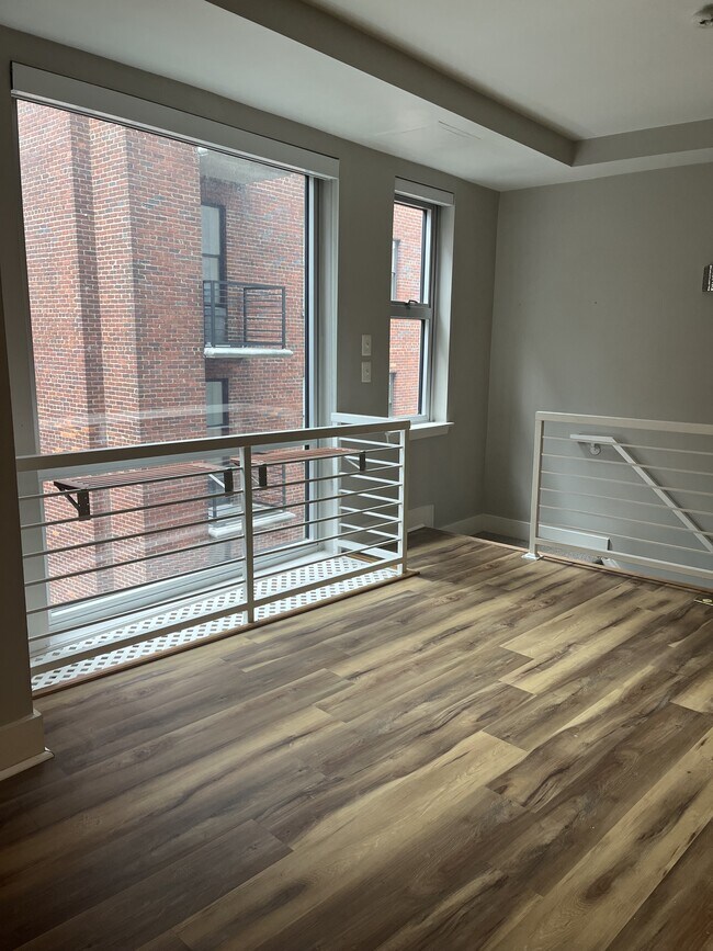Building Photo - 1209 13th St NW