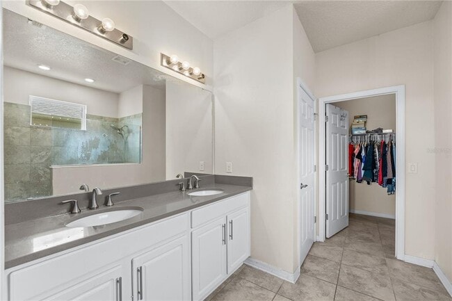 Building Photo - 3443 Sagebrush St