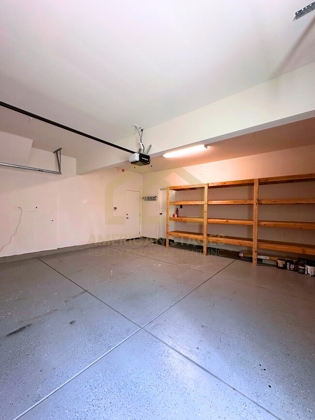 Building Photo - 1208 Meridian Way