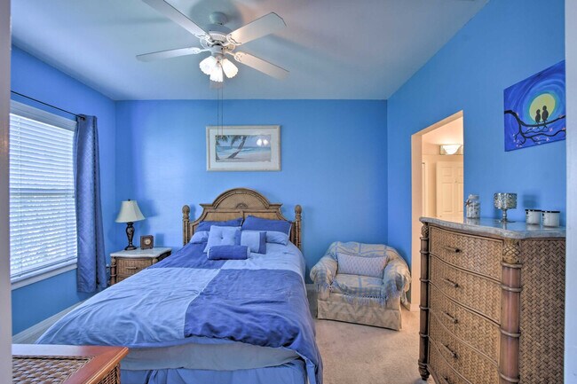 Building Photo - 5293 Dixie Dr