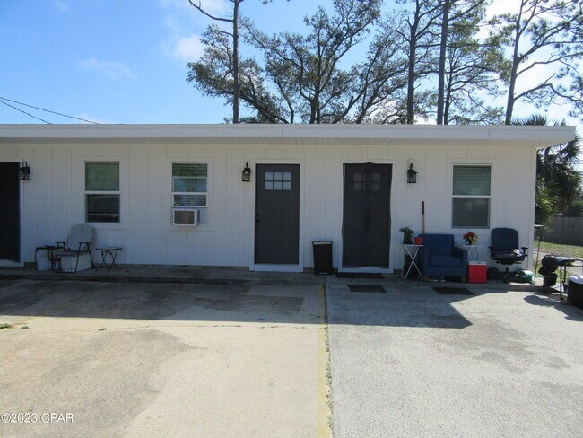 Building Photo - 1400 Gulf Ave