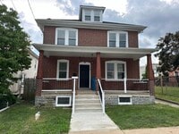 Building Photo - Coates