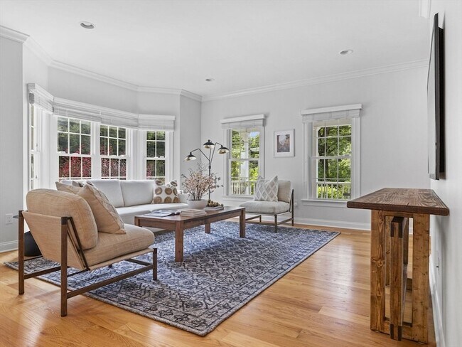 Building Photo - 93 W Goulding St