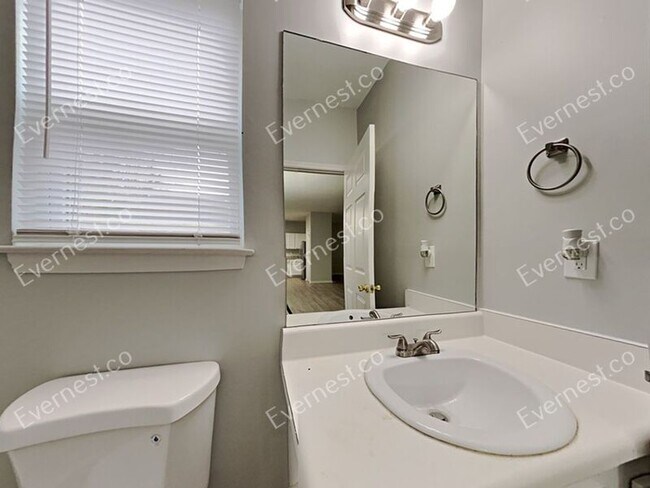 Building Photo - 1003 Sims Ave NW