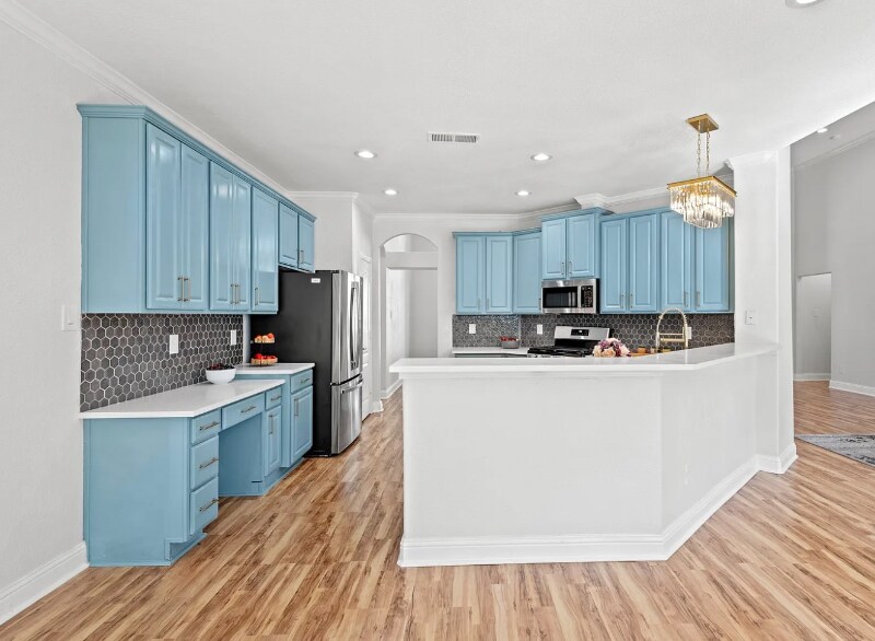 Building Photo - 4224 Las Brisas Dr