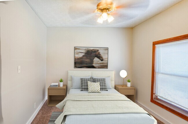 Building Photo - The Union Apartments